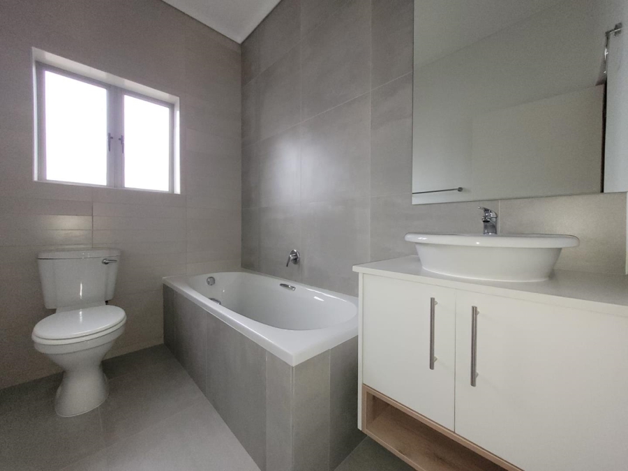 3 Bedroom Property for Sale in Mooikloof Country Estate Western Cape